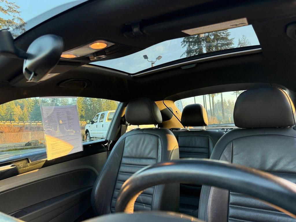 Used 2013 Volkswagen Beetle R-Line image 25