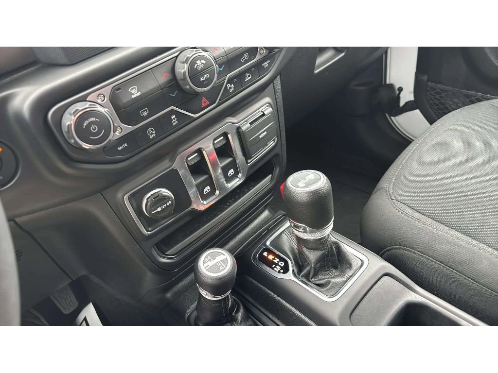 Used 2023 Jeep Wrangler Sport S image 20