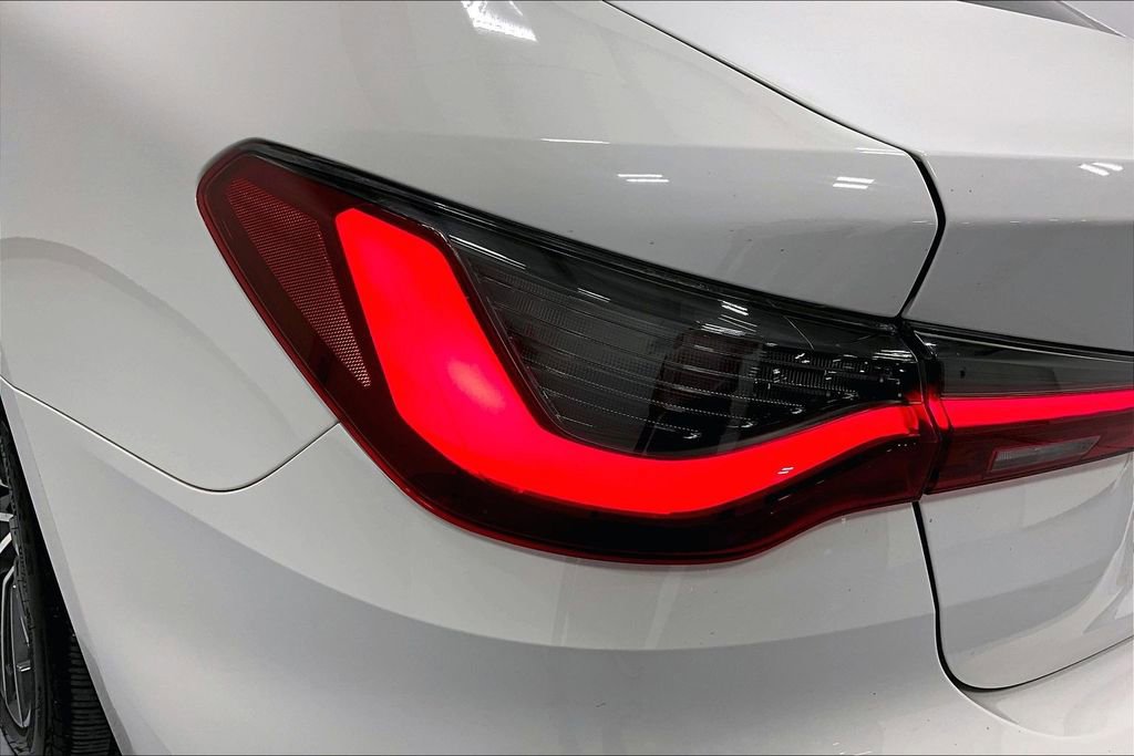 Used 2021 BMW 430i Coupe w/ Premium Package image 39