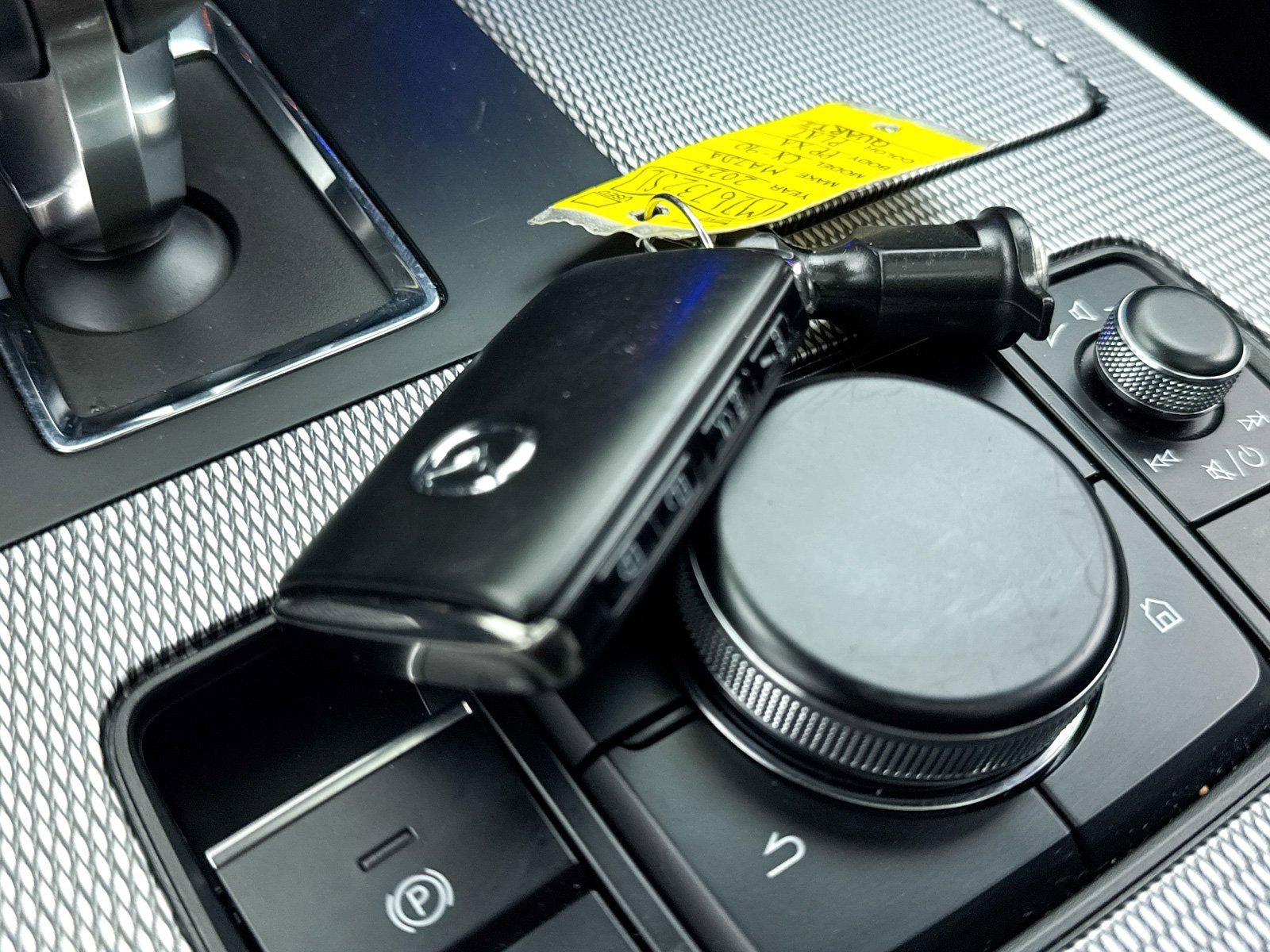 Used 2025 MAZDA CX-90 3.3 Turbo w/ Premium Plus Pkg image 34