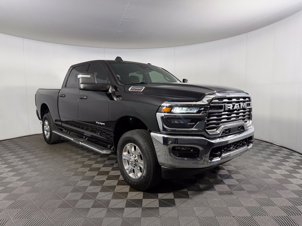 Used 2026 RAM 2500 Big Horn AWD/4WD image 3
