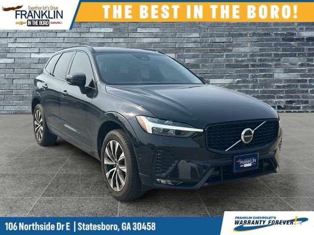 Used 2025 Volvo XC60 B5 Plus AWD/4WD image 8