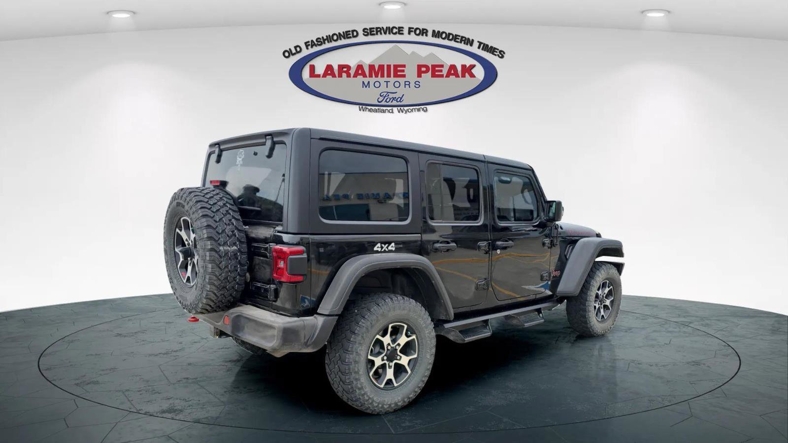 Used 2023 Jeep Wrangler Unlimited Rubicon w/ LED Lighting Group image 3