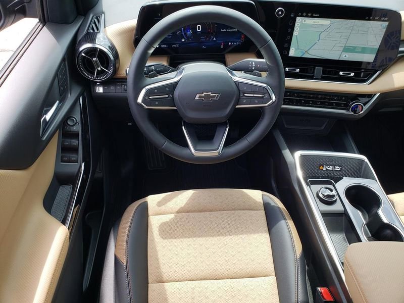 New 2026 Chevrolet Equinox ACTIV w/ Convenience Package III AWD/4WD image 9