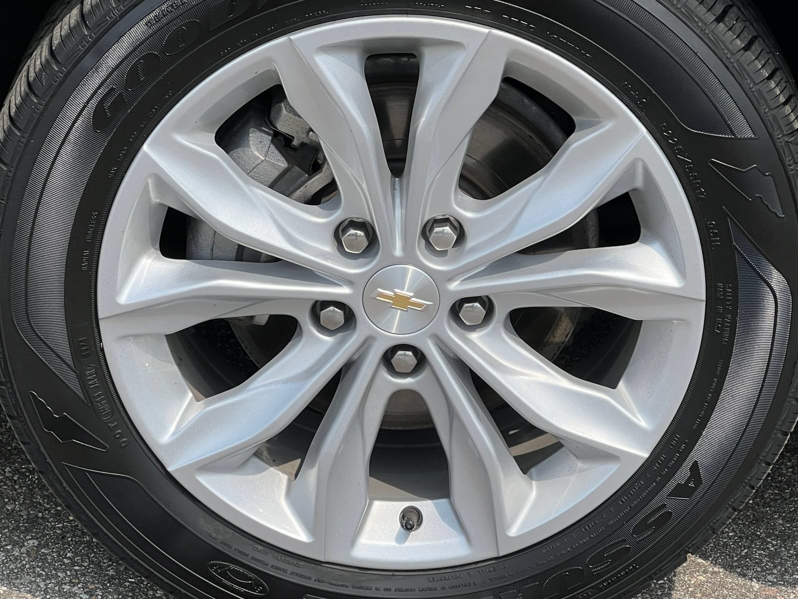 Used 2025 Chevrolet Malibu LT FWD image 6