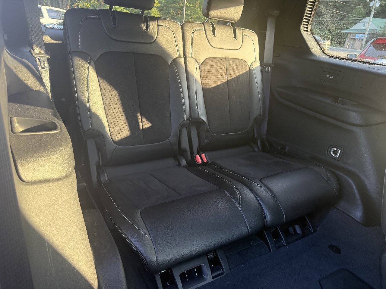 Used 2023 Jeep Grand Cherokee L Laredo AWD/4WD image 12