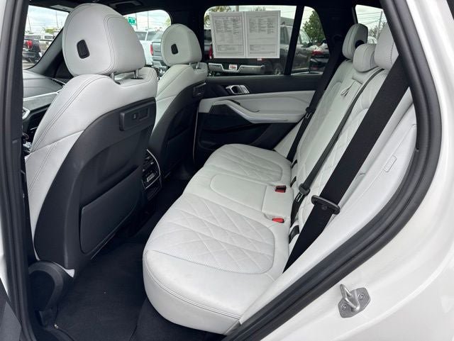Used 2023 BMW X5 xDrive40i w/ M Sport Package AWD/4WD image 16