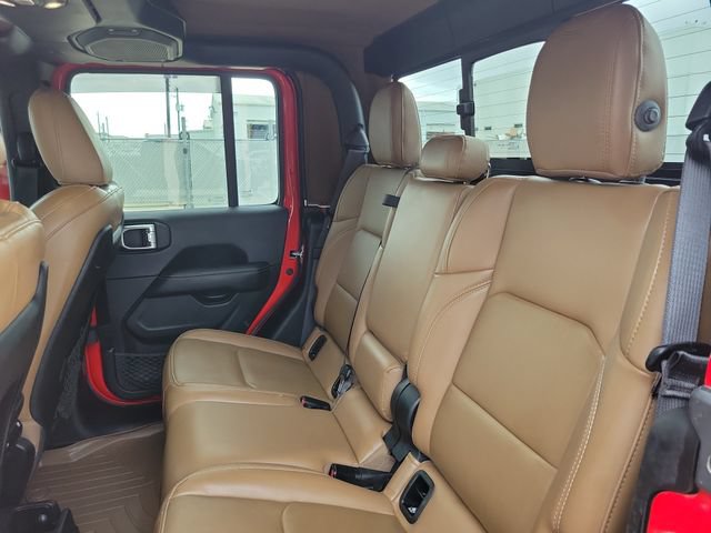 Used 2022 Jeep Gladiator Rubicon w/ Cold Weather Group AWD/4WD image 12