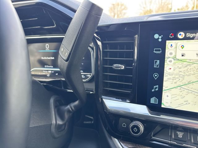 Used 2025 Chevrolet Silverado 2500 LT w/ Safety Package image 16