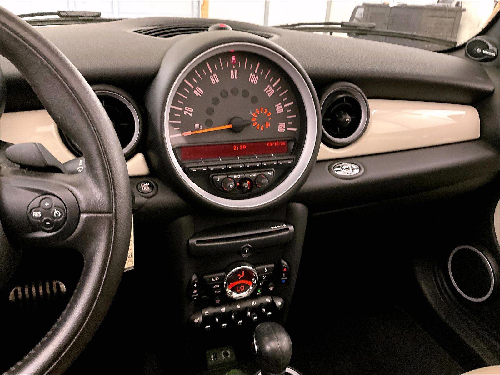 Used 2015 MINI Cooper S FWD image 6