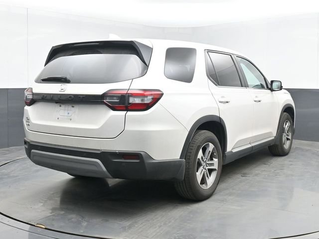 Used 2025 Honda Pilot EX-L image 14