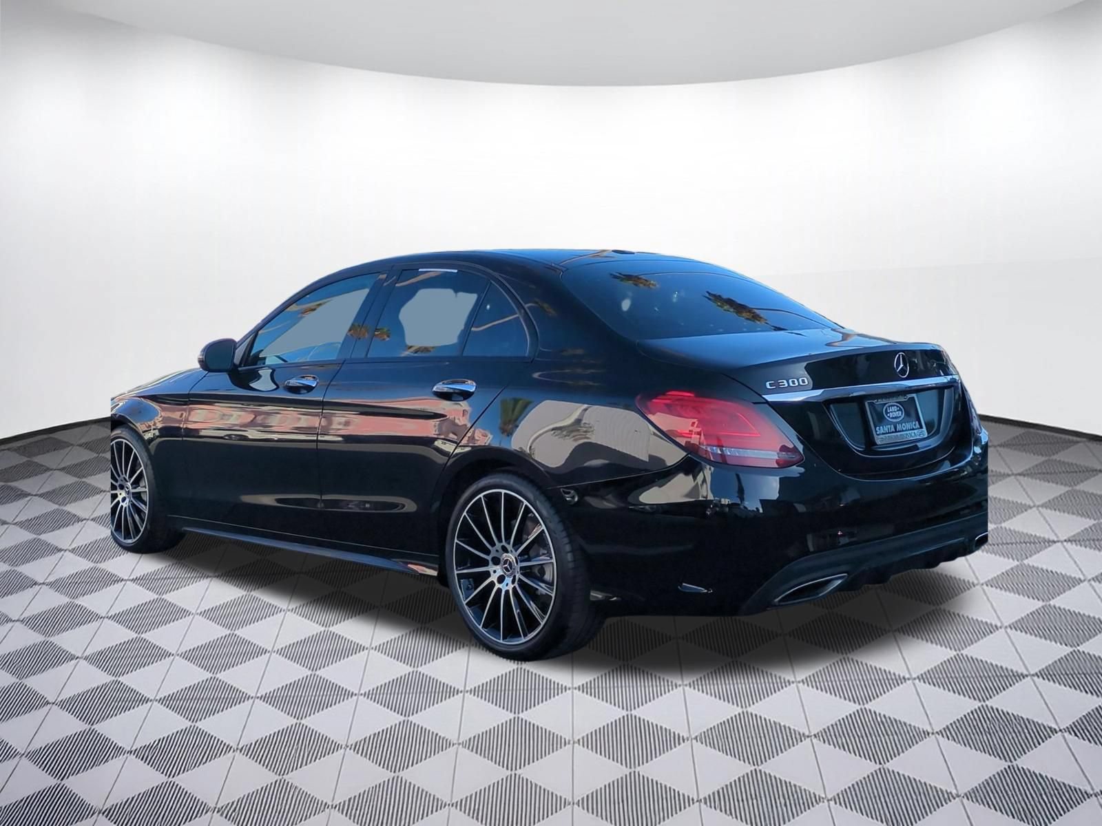 Used 2019 Mercedes-Benz C 300 Sedan image 3