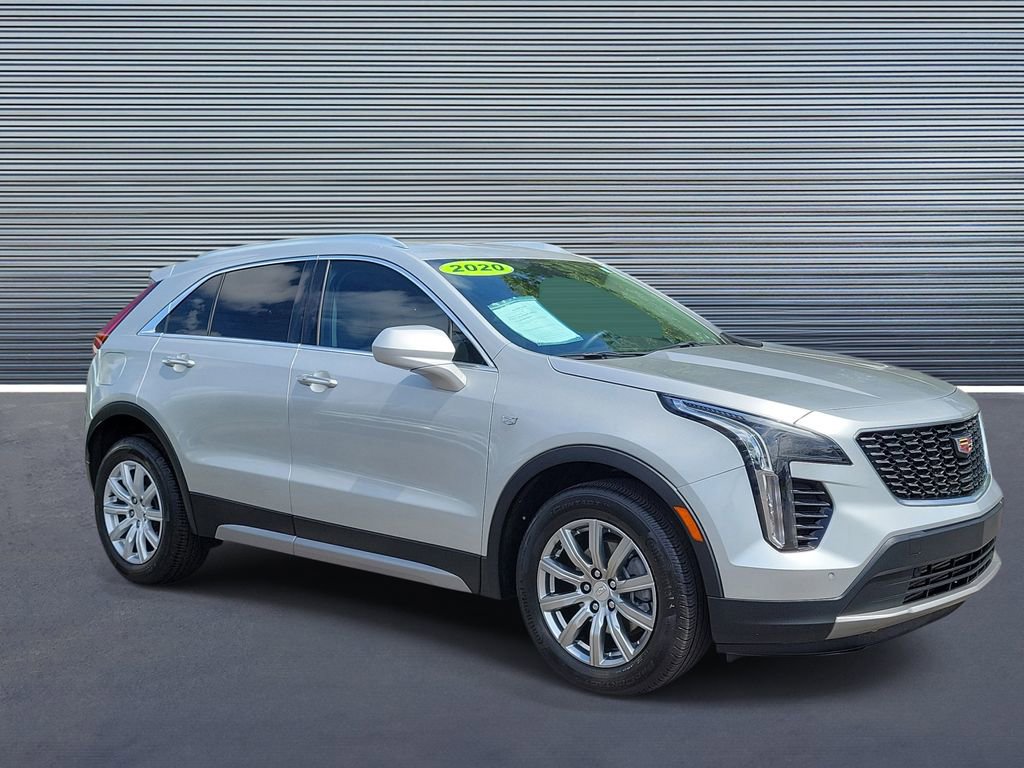 Used 2020 Cadillac XT4 Premium Luxury FWD image 2