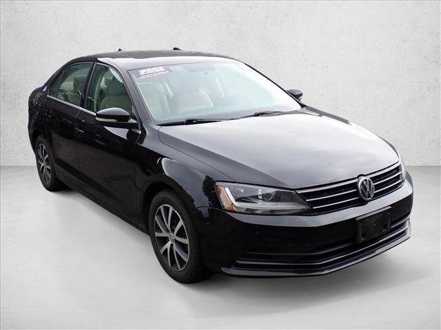 Used 2017 Volkswagen Jetta SE FWD video 4