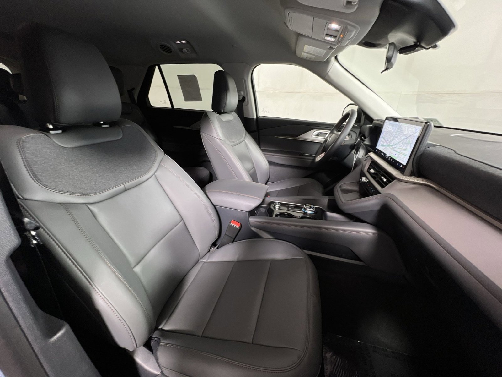 New 2026 Ford Explorer Active w/ Active Comfort Package image 26