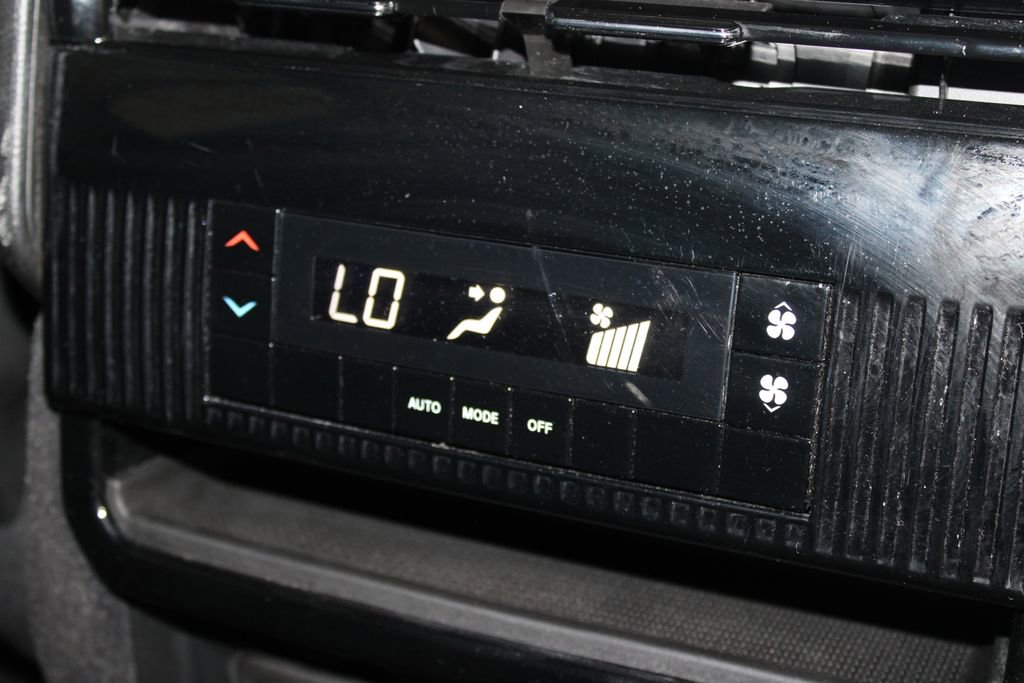 Used 2022 Jeep Wagoneer Series II image 35