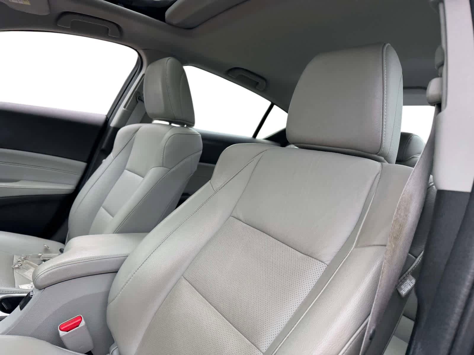 Used 2016 Acura ILX FWD image 11