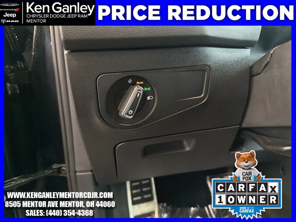 Used 2024 Volkswagen Tiguan SE R-Line image 12