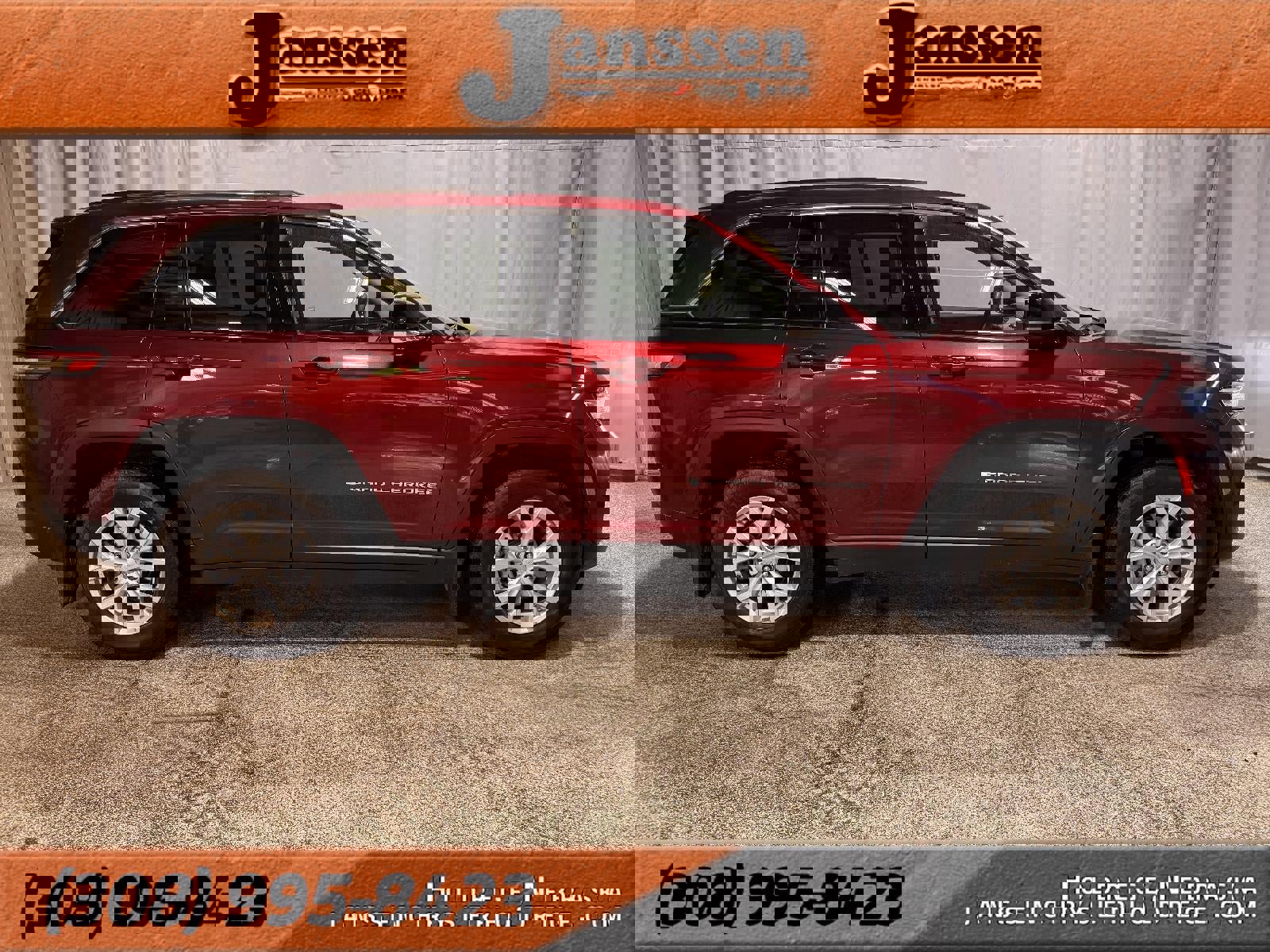 Used 2023 Jeep Grand Cherokee Limited w/ MOPAR Finishing Package