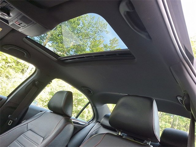 Used 2017 Volkswagen Jetta GLI image 16