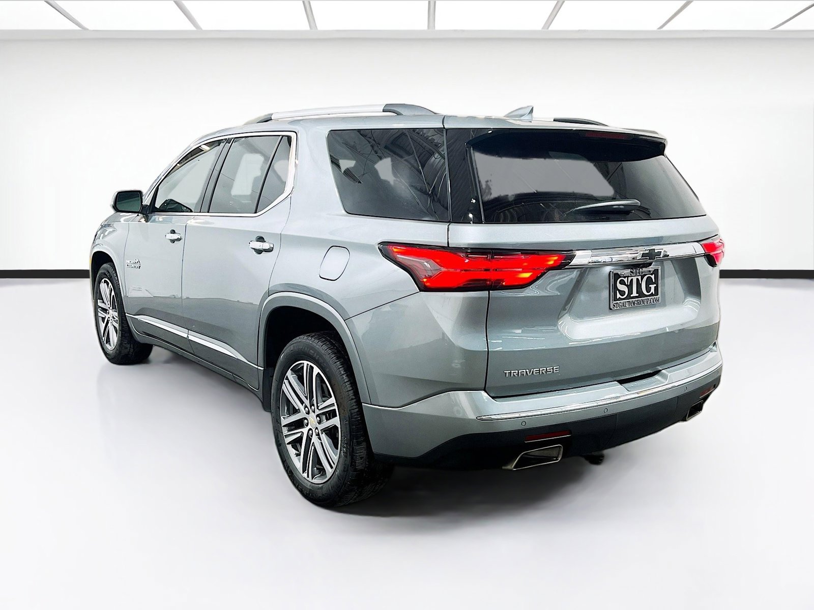 Used 2023 Chevrolet Traverse High Country image 6