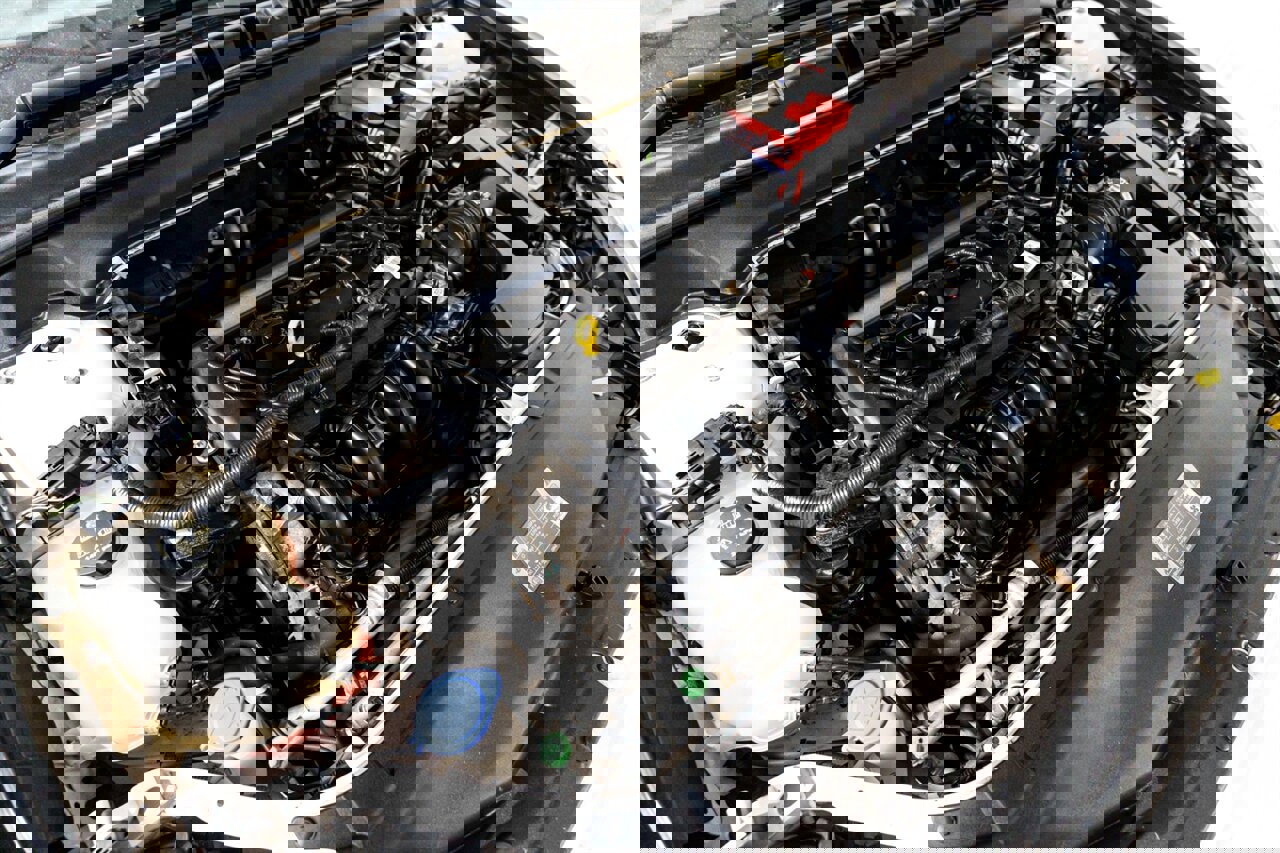 Used 2017 Ford Fusion SE w/ Fusion SE Technology Package image 18