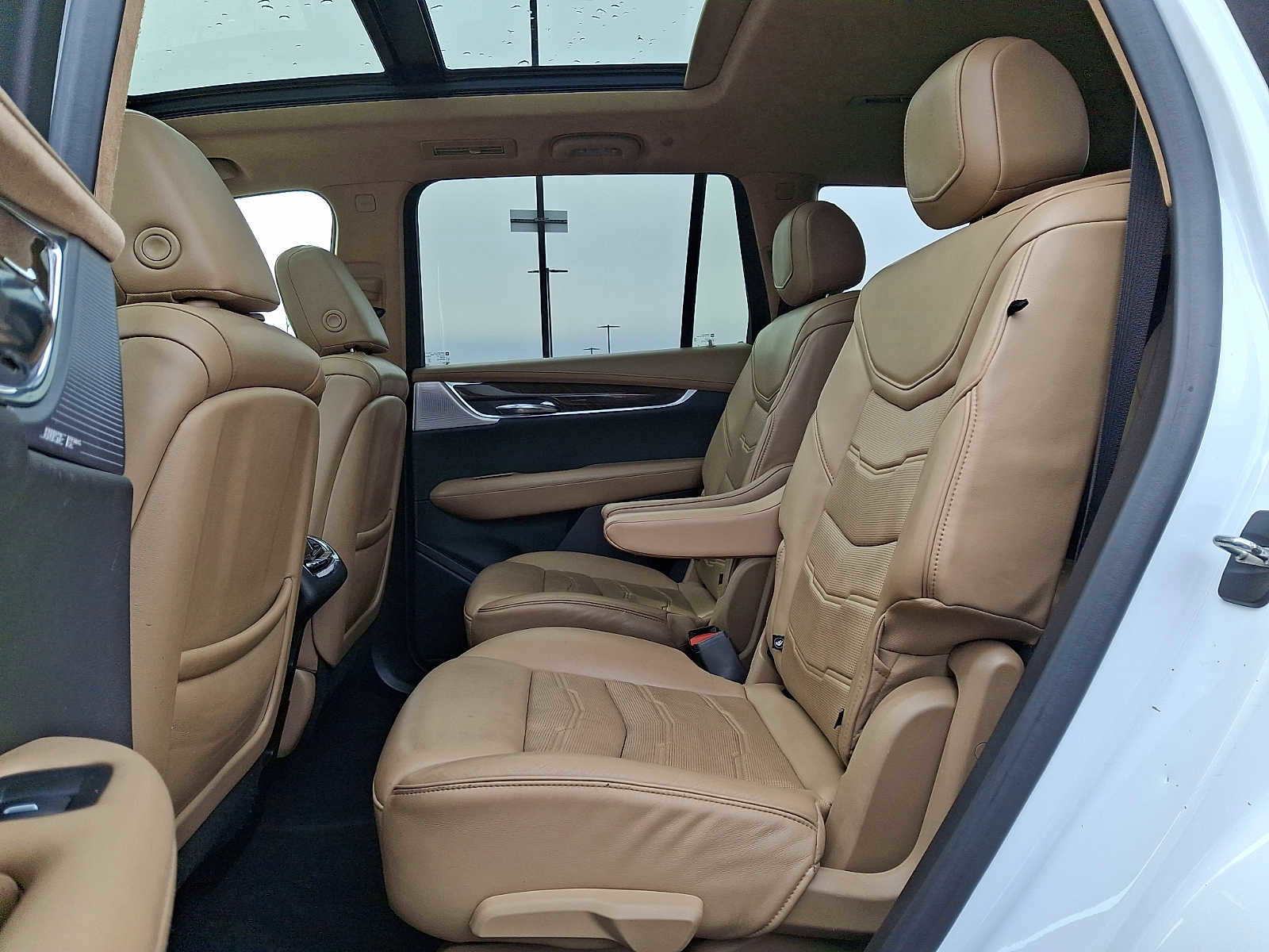 Used 2021 Cadillac XT6 Premium Luxury w/ Platinum Package image 11