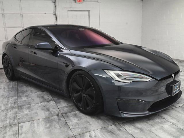 Used 2021 Tesla Model S Plaid image 3