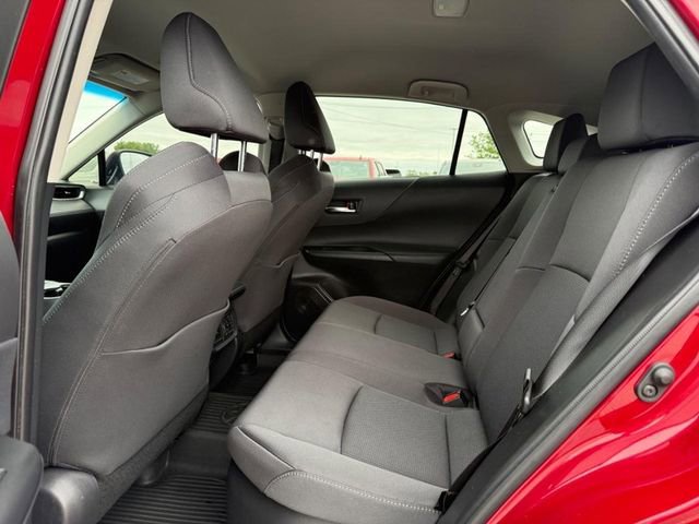 Used 2023 Toyota Venza LE AWD/4WD image 10