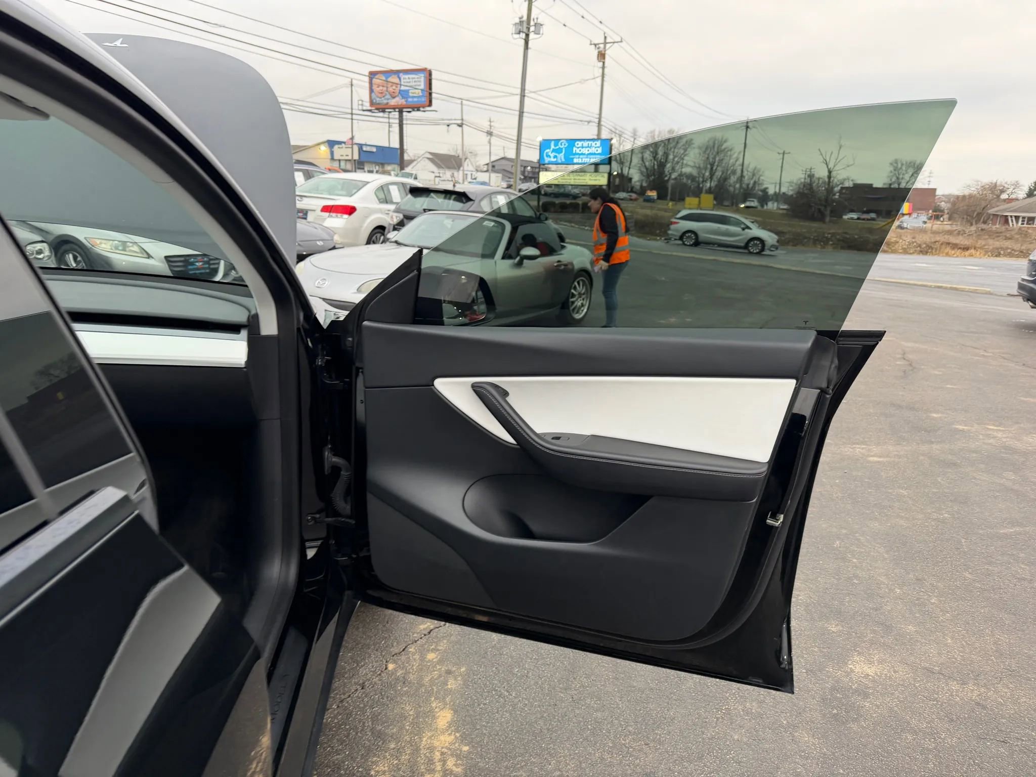 Used 2021 Tesla Model Y Long Range image 48