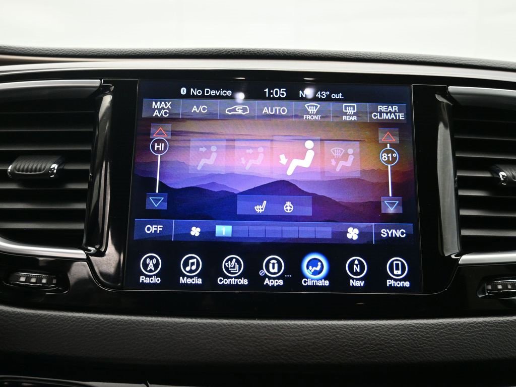 Used 2017 Chrysler Pacifica Touring-L Plus image 26