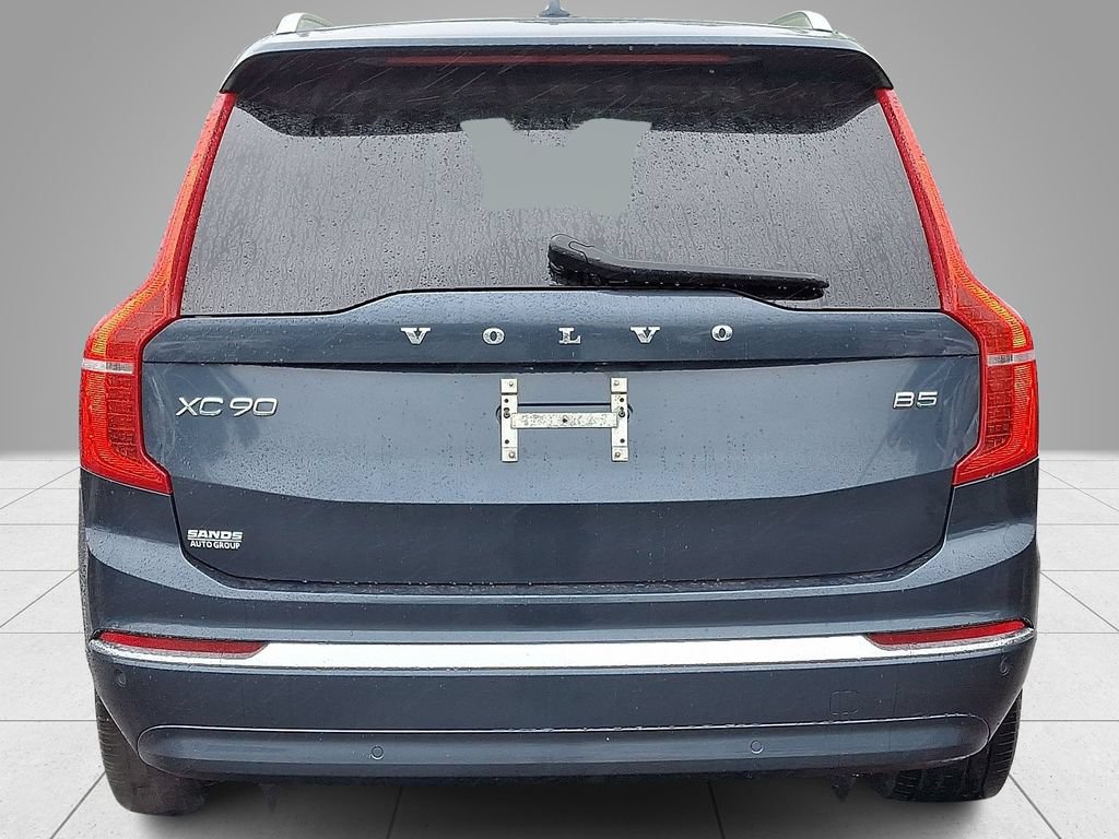 Used 2023 Volvo XC90 B5 Plus w/ Protection Package AWD/4WD image 7