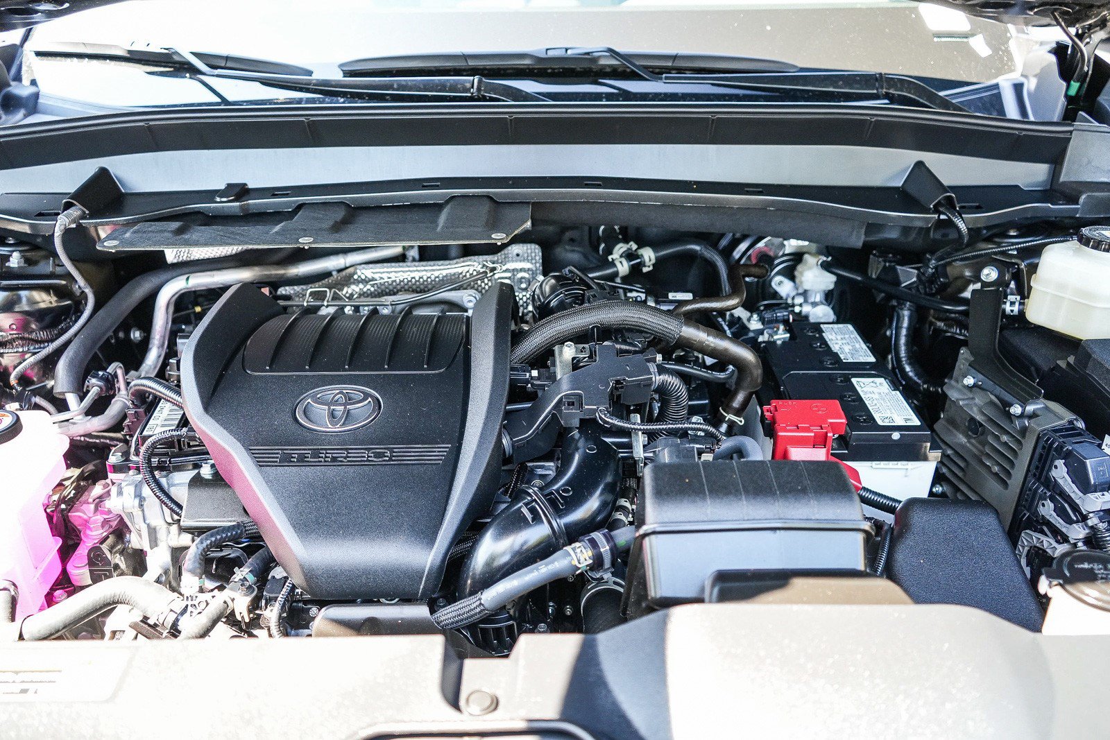 Used 2025 Toyota Grand Highlander FWD image 25