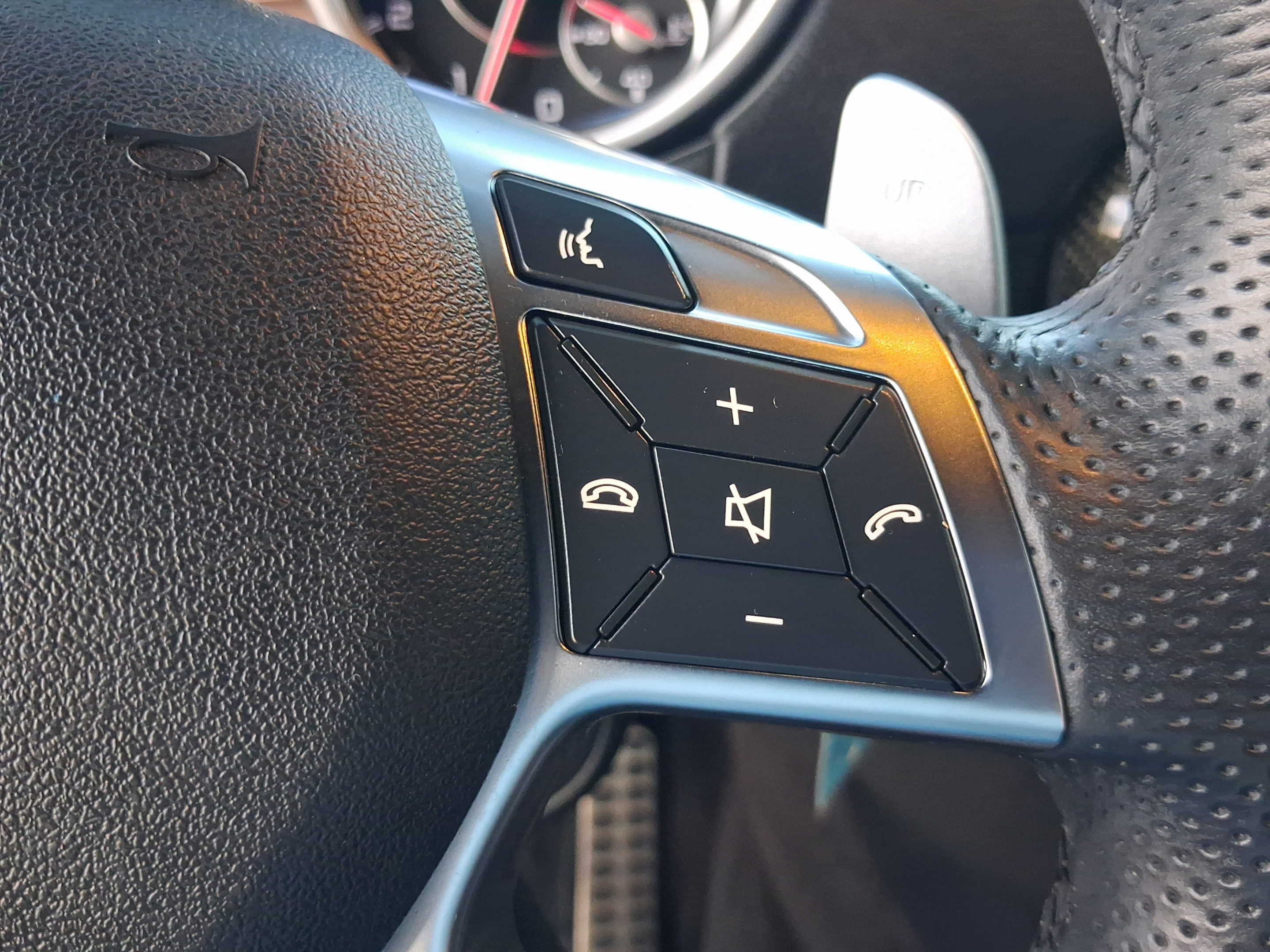 Used 2015 Mercedes-Benz G 63 AMG 4MATIC image 22