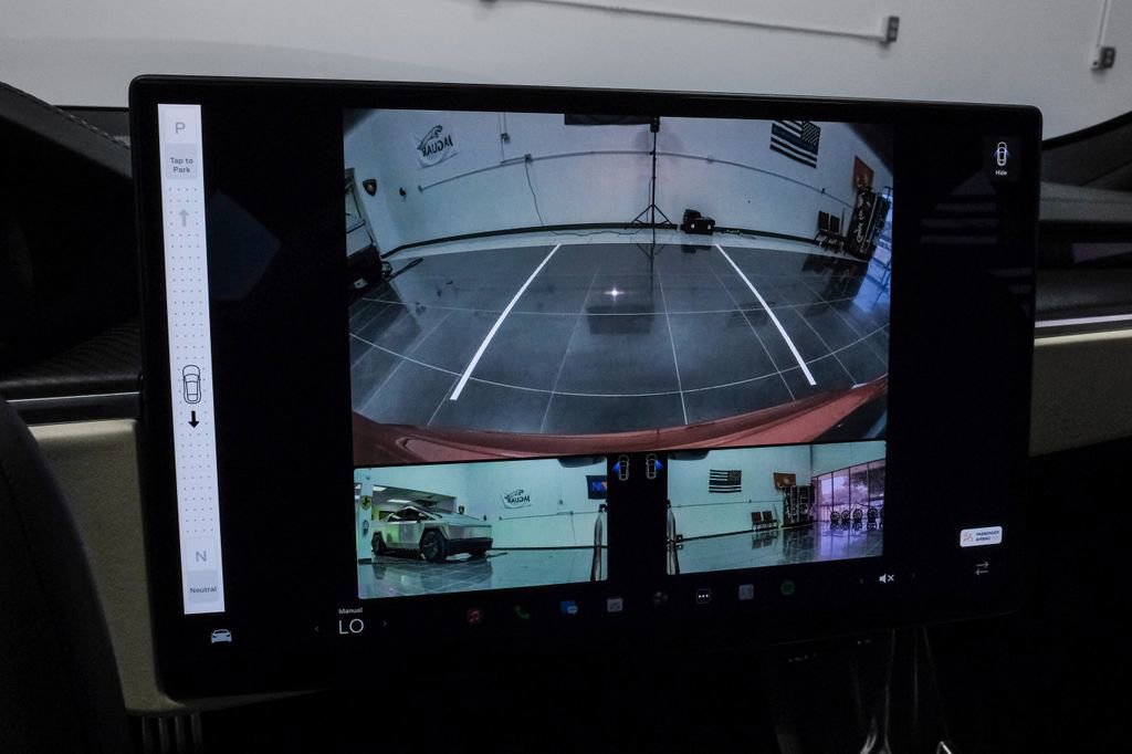 Used 2023 Tesla Model S Plaid image 27