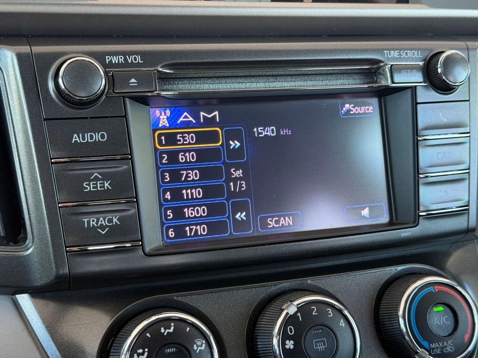 Used 2013 Toyota RAV4 LE image 27