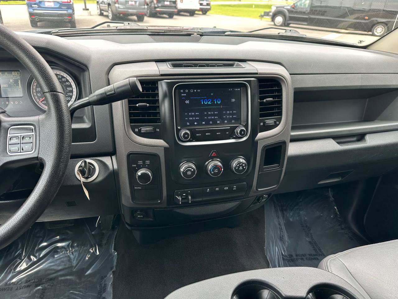 Used 2016 RAM 2500 Tradesman w/ Chrome Appearance Group AWD/4WD image 12