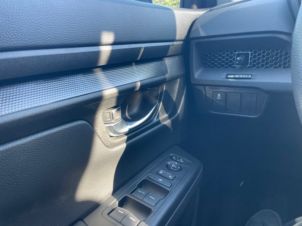 Certified 2025 Honda CR-V LX image 17