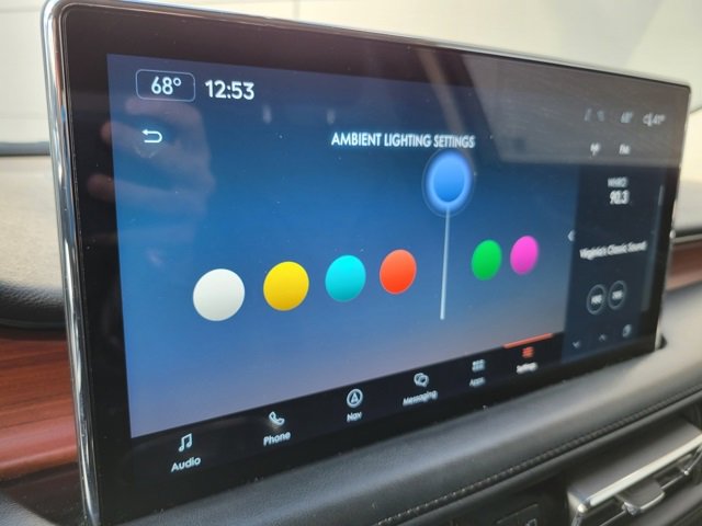 Used 2022 Lincoln Nautilus Reserve image 38