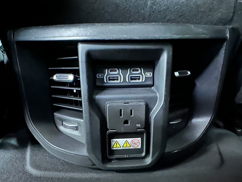 Used 2024 RAM 2500 Laramie image 37