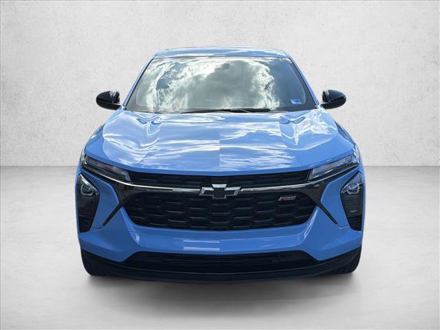 Used 2024 Chevrolet Trax RS w/ Driver Confidence Package FWD video 2