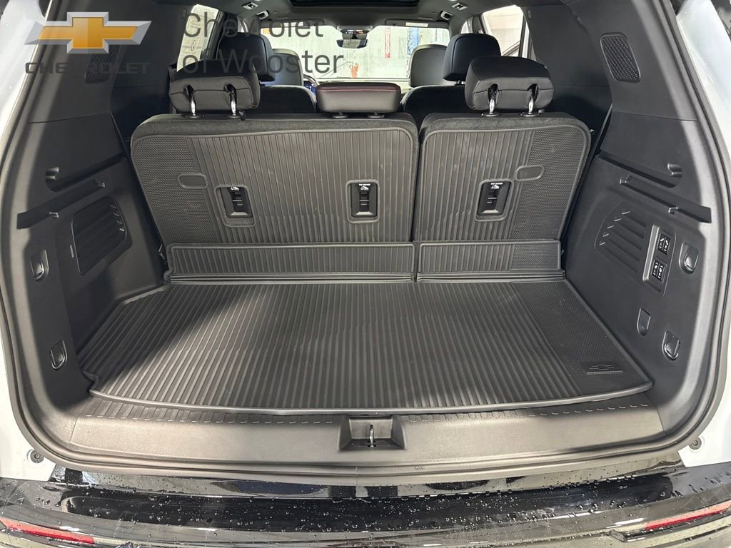 New 2026 Chevrolet Traverse RS w/ LPO, Floor Liner Package image 33