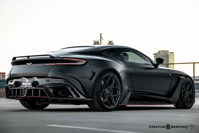 Used 2018 Aston Martin DB11 V12 image 3