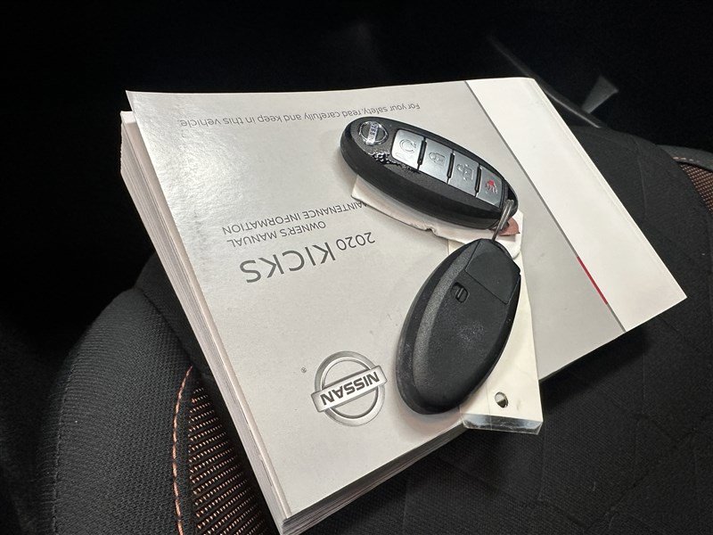 Used 2020 Nissan Kicks SR w/ Exterior Package FWD image 22