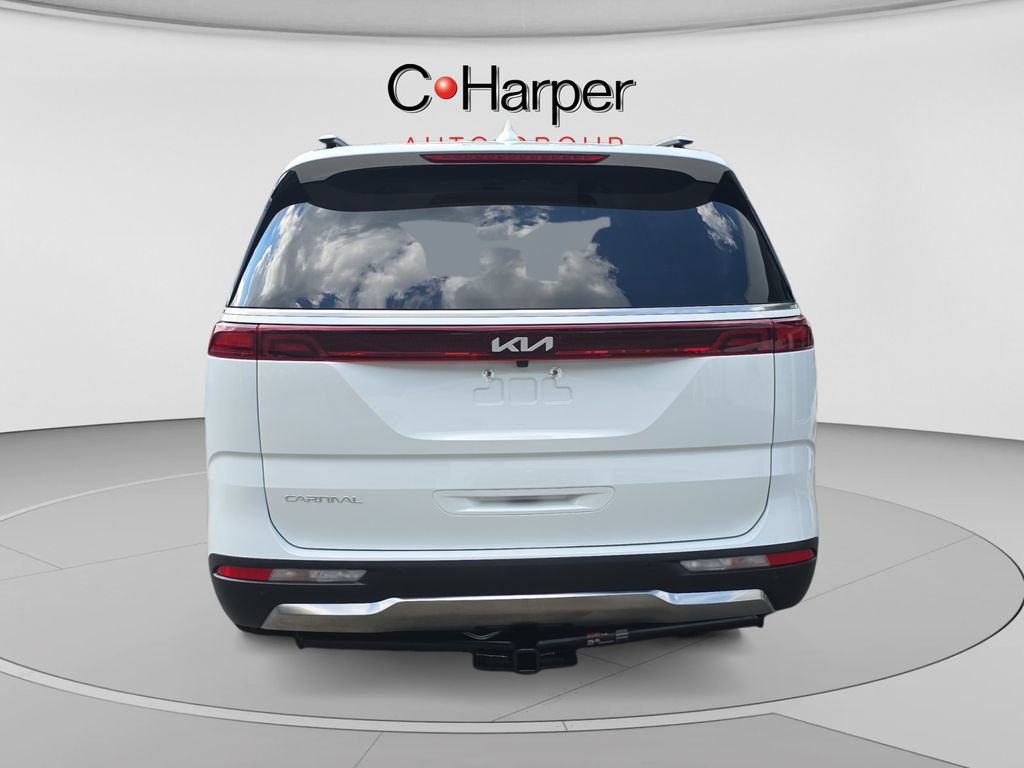 Used 2024 Kia Carnival SX FWD image 4