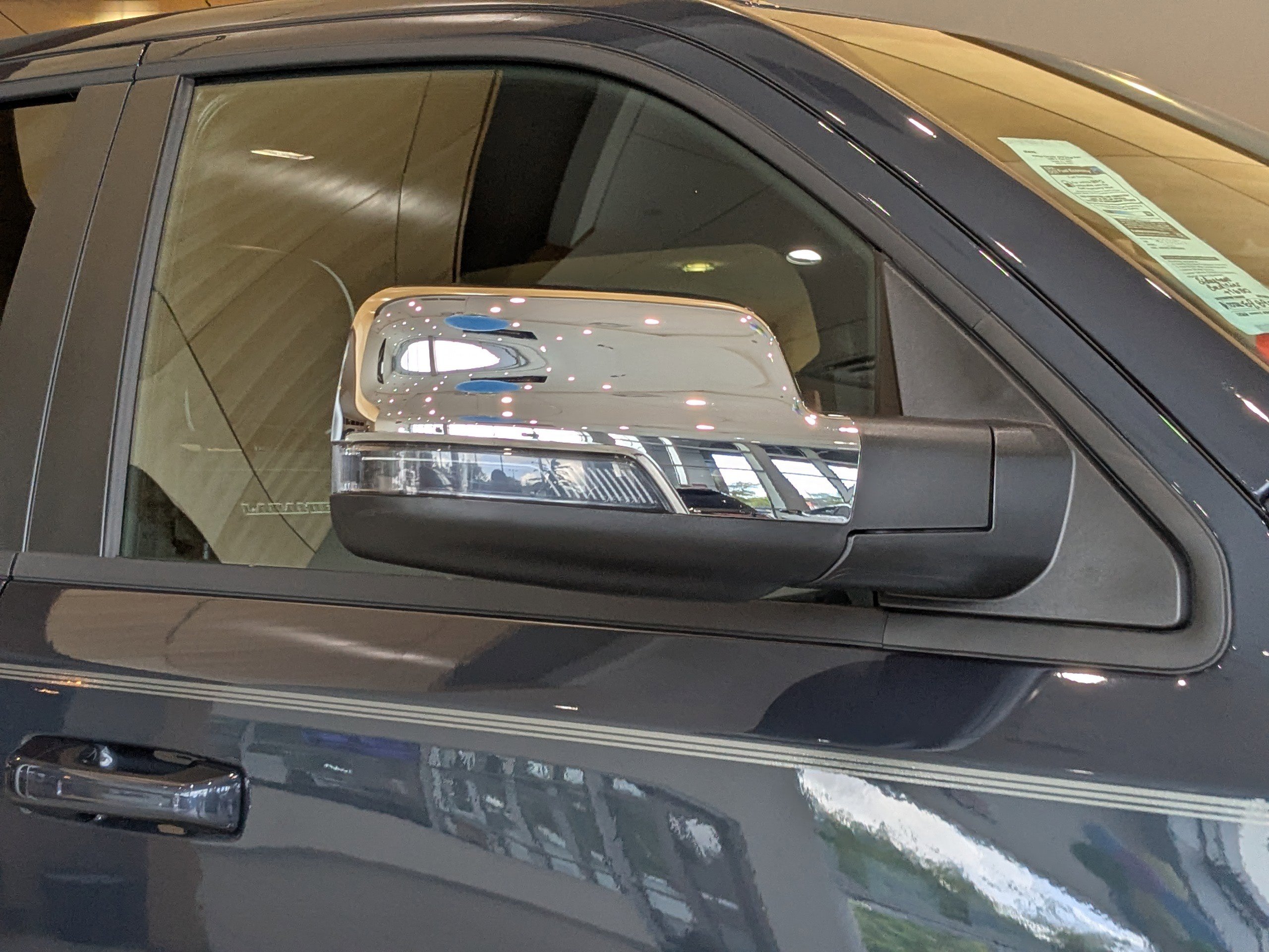 New 2026 RAM 1500 Laramie AWD/4WD image 11