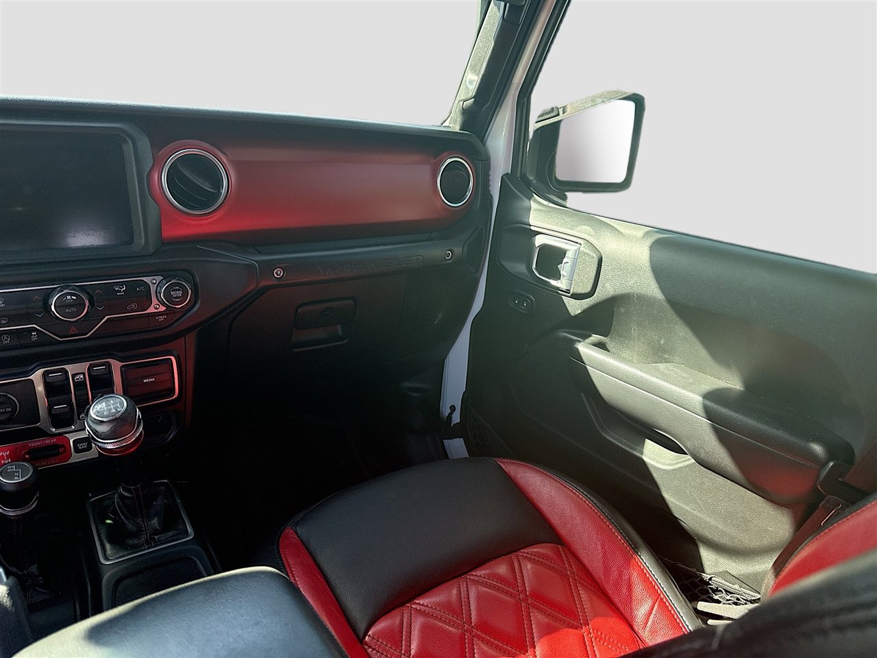 Used 2018 Jeep Wrangler Unlimited Rubicon image 23