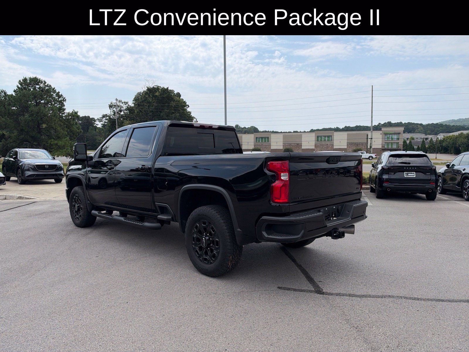 Used 2024 Chevrolet Silverado 2500 LTZ w/ LTZ Plus Package AWD/4WD image 5