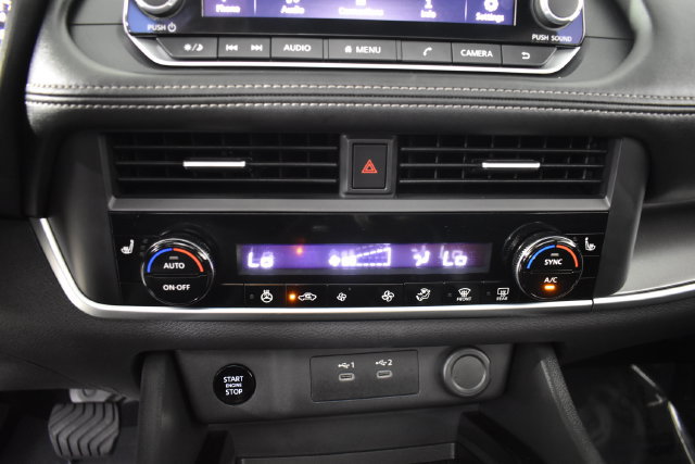 Certified 2025 Nissan Rogue SV w/ SV Premium Package FWD image 18