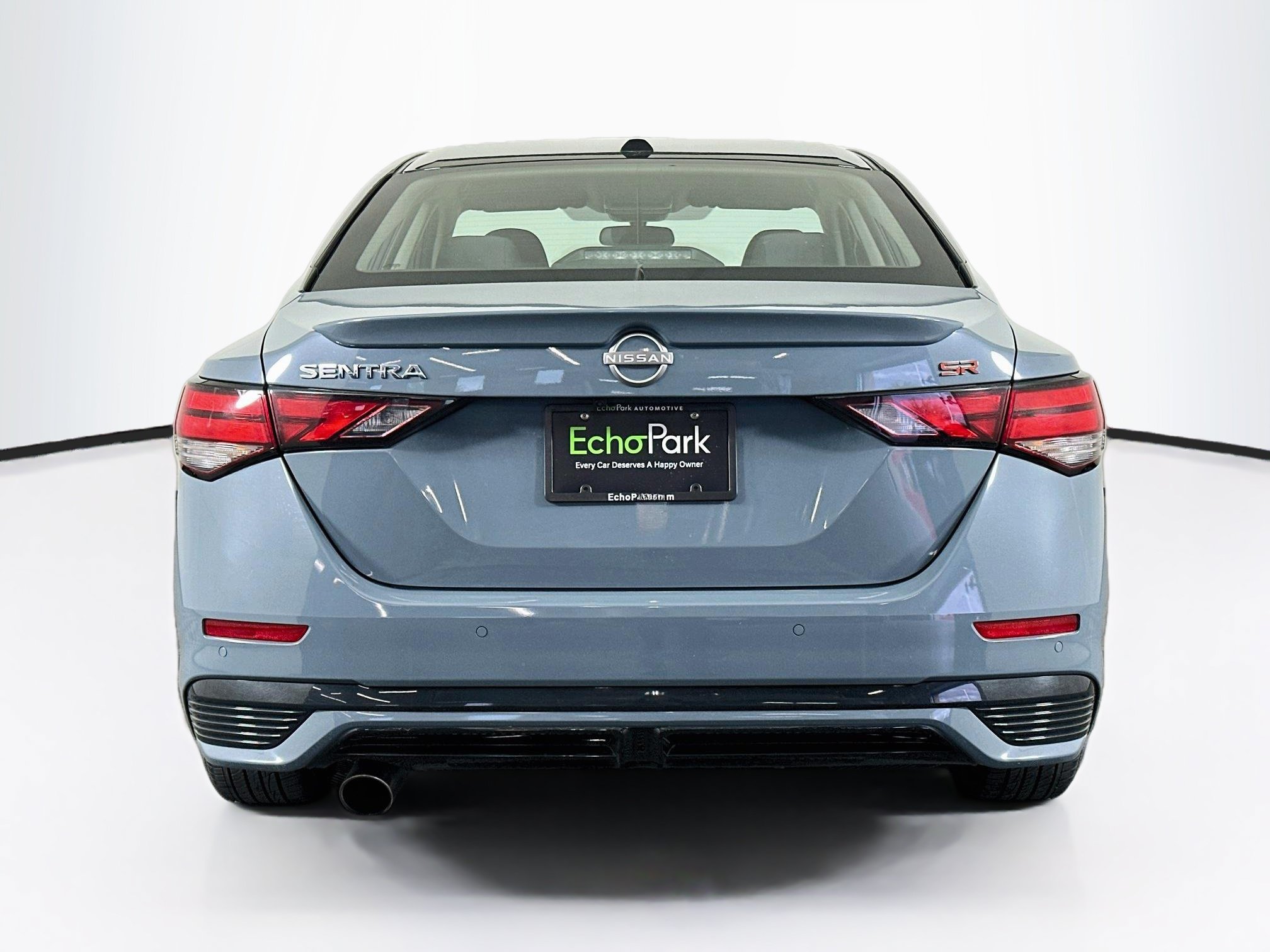 Used 2025 Nissan Sentra SR FWD image 7